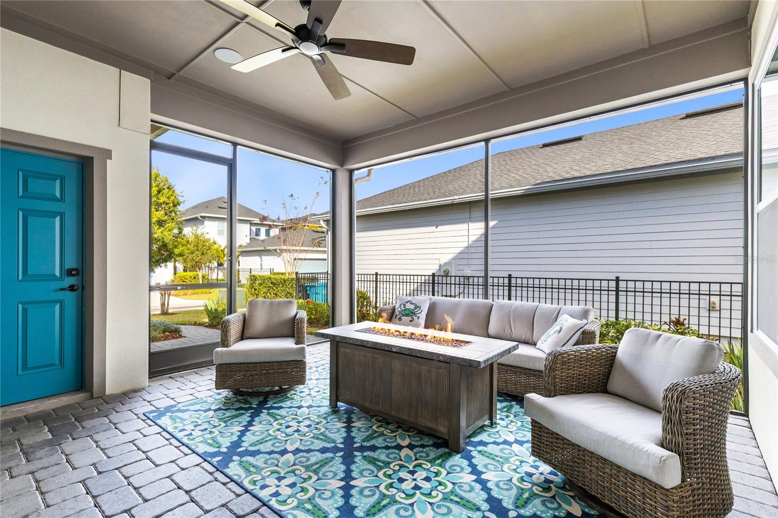 Image 33 of 53 For 13324 Stoddart Avenue