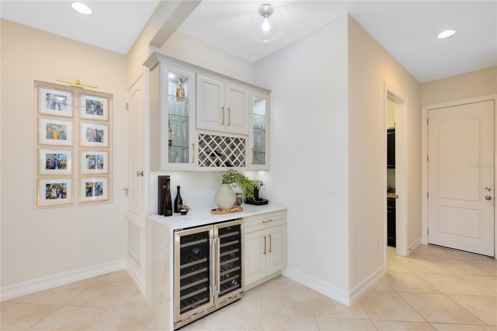 Image 17 of 55 For 10331 Middlewich Drive