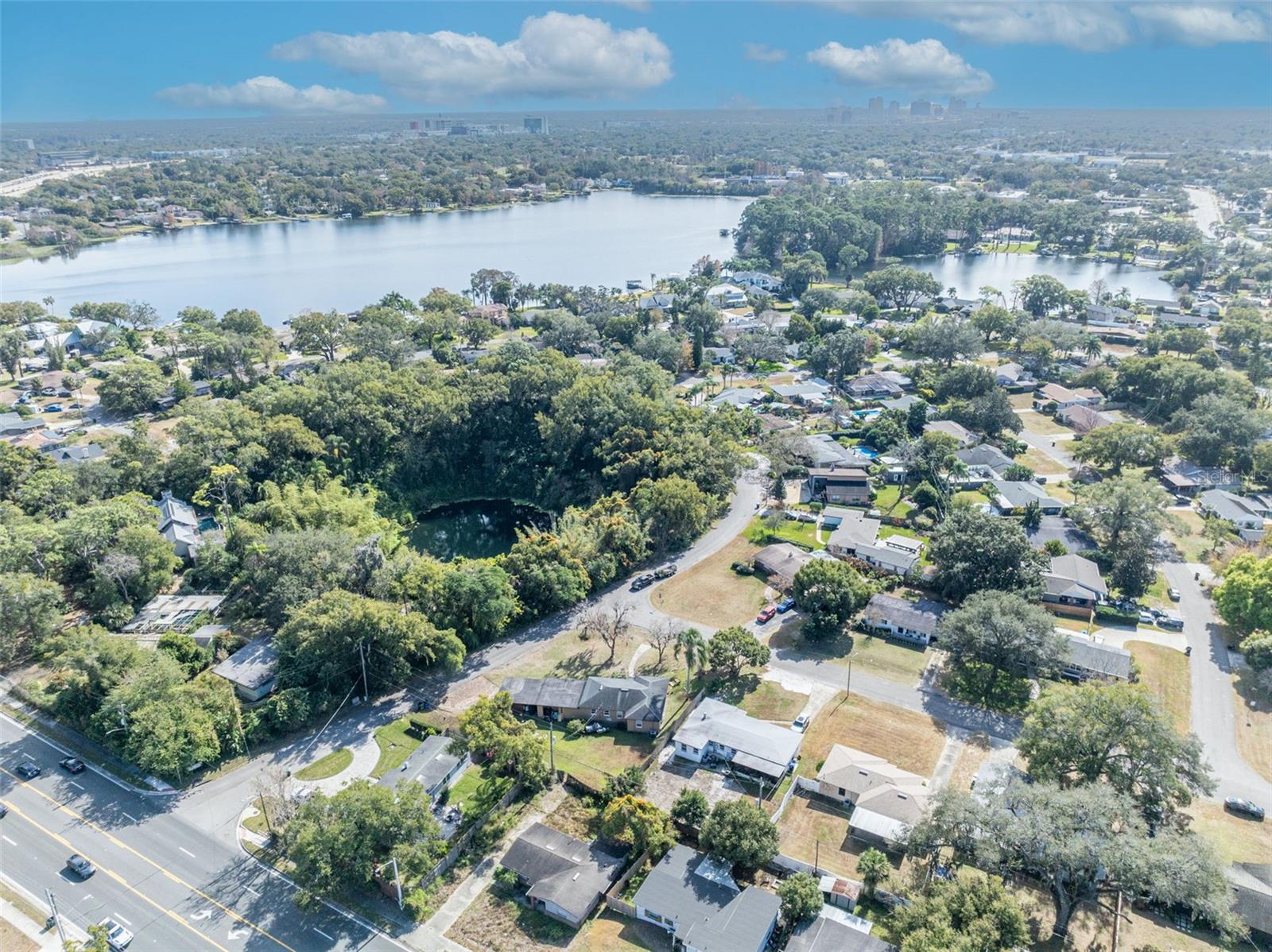 Listing photo id 49 for 945 Sherrington Road