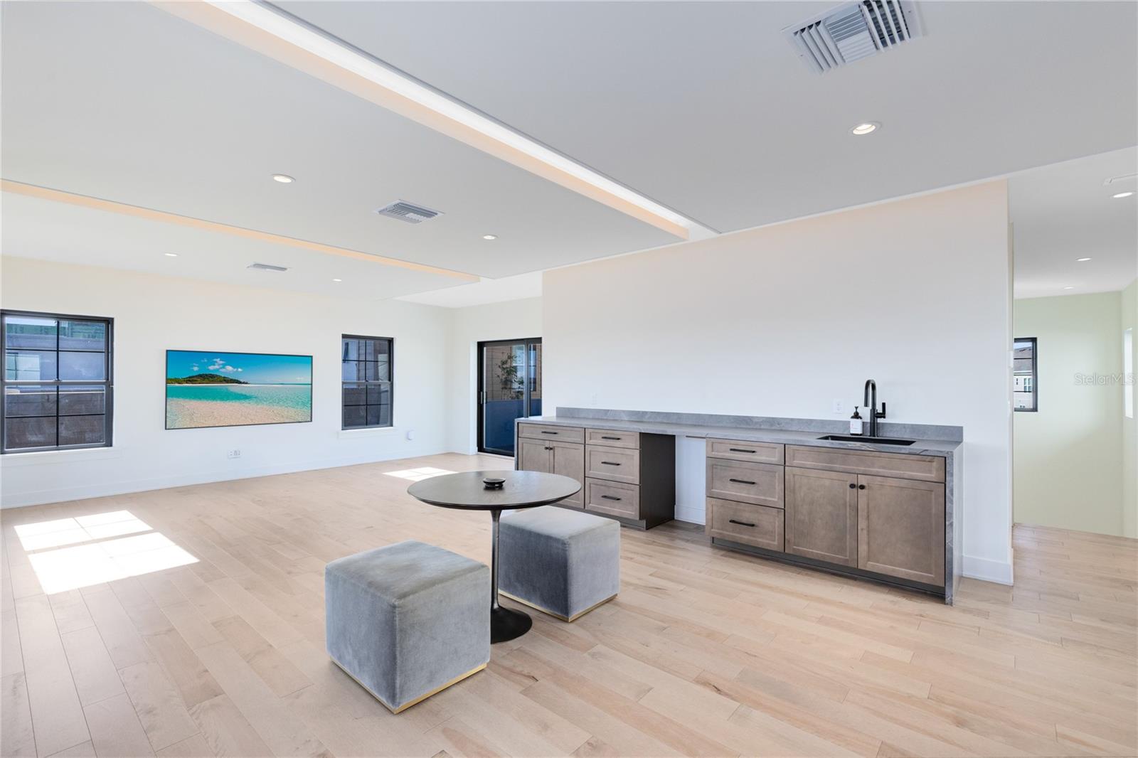 Image 35 of 54 For 8351 Edelman Lane