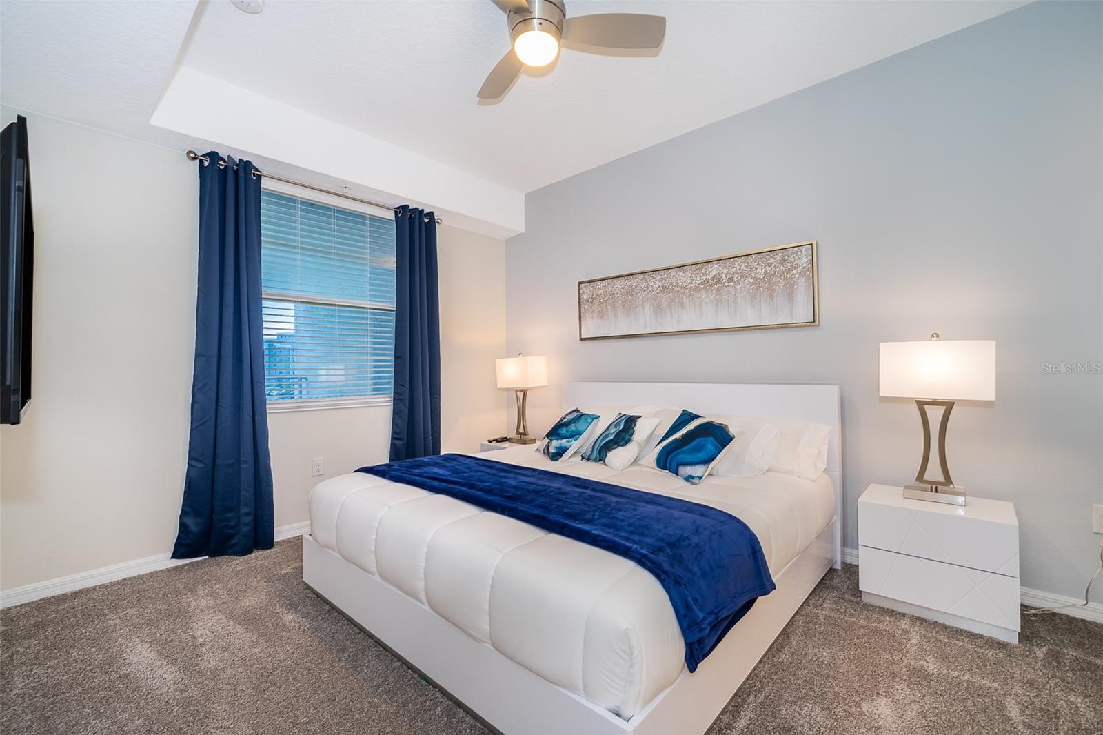 Image 12 of 30 For 3131 Paradox Circle 202