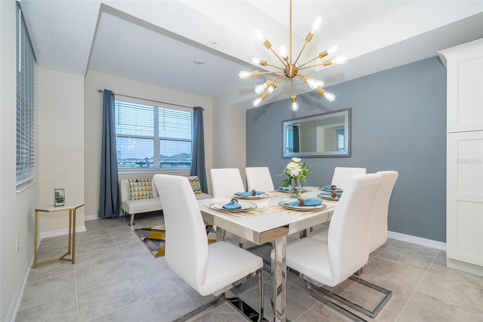 Image 8 of 30 For 3131 Paradox Circle 202