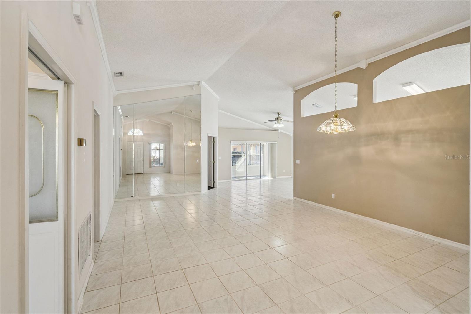 Image 10 of 77 For 3817 Doune Way