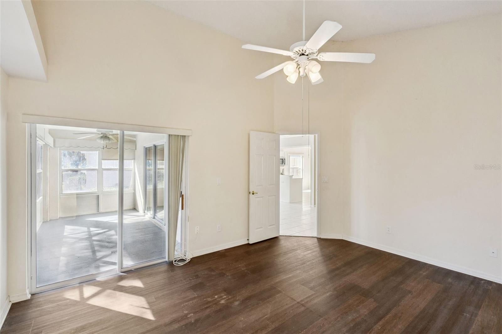 Image 20 of 77 For 3817 Doune Way