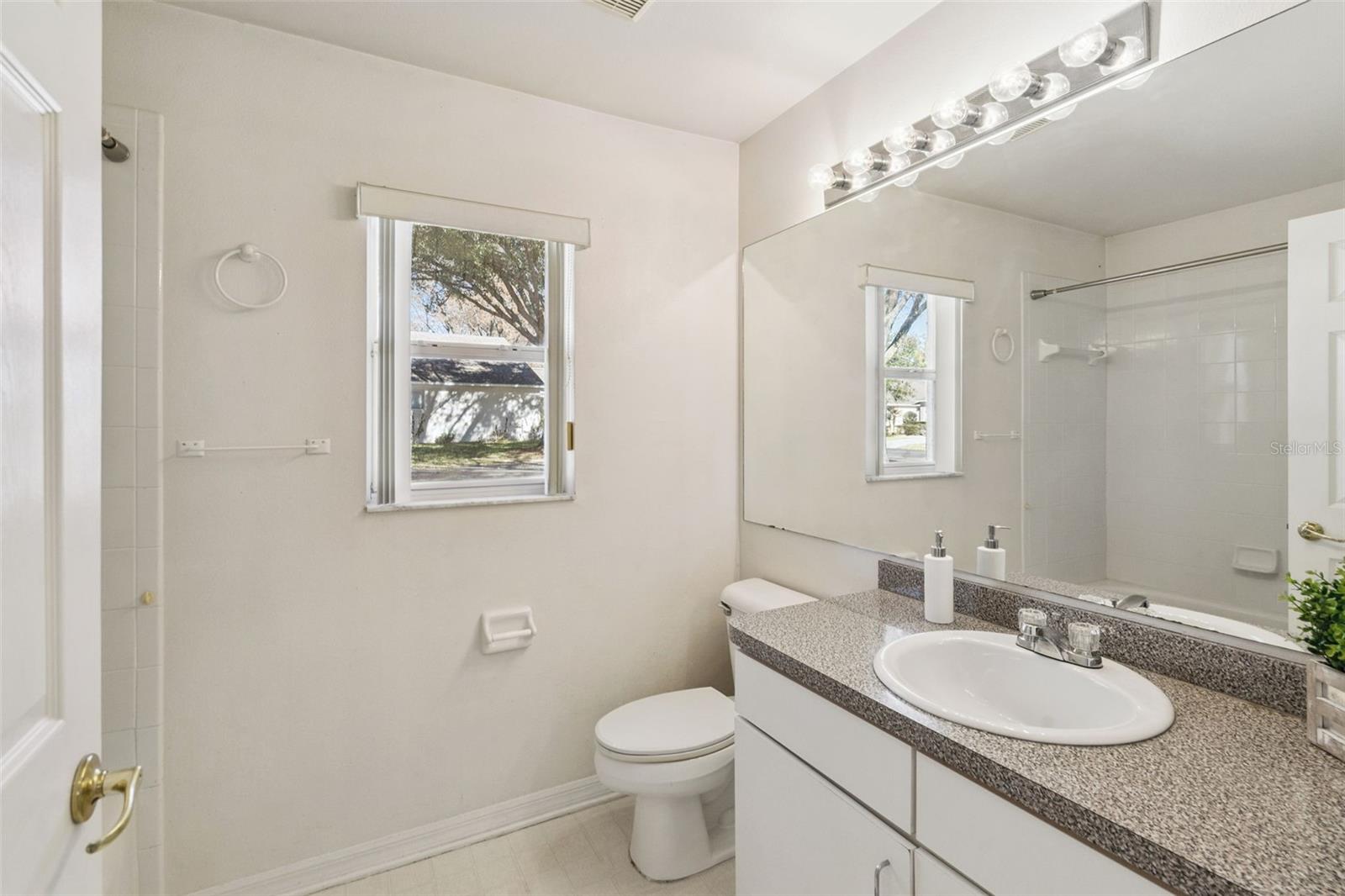 Image 24 of 77 For 3817 Doune Way