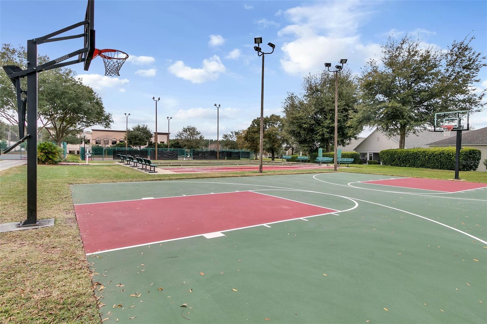 Image 56 of 77 For 3817 Doune Way