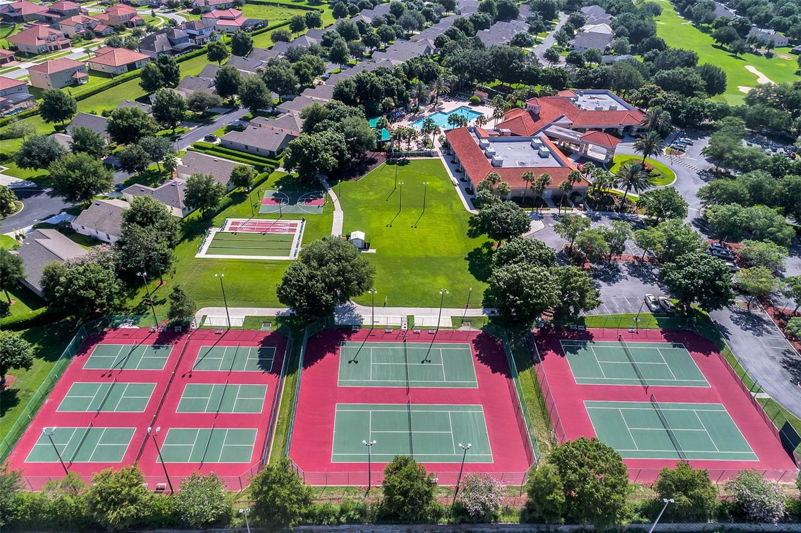 Image 73 of 77 For 3817 Doune Way