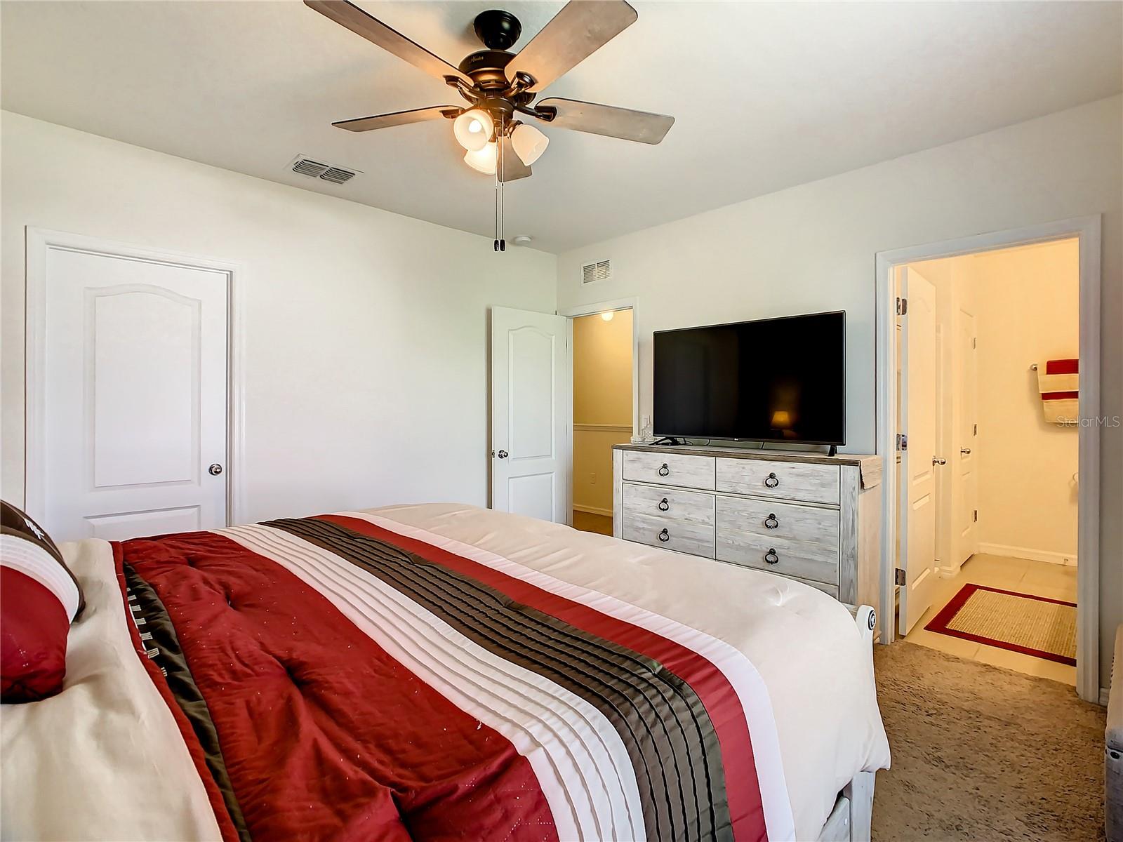 Image 28 of 53 For 244 Arbor Lakes Drive