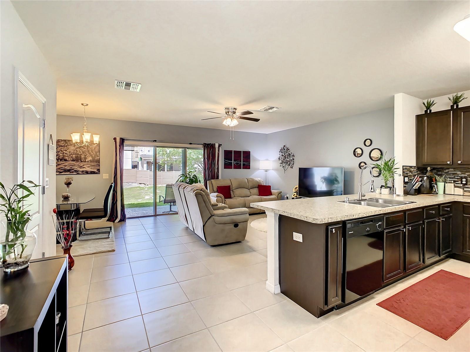 Image 7 of 53 For 244 Arbor Lakes Drive