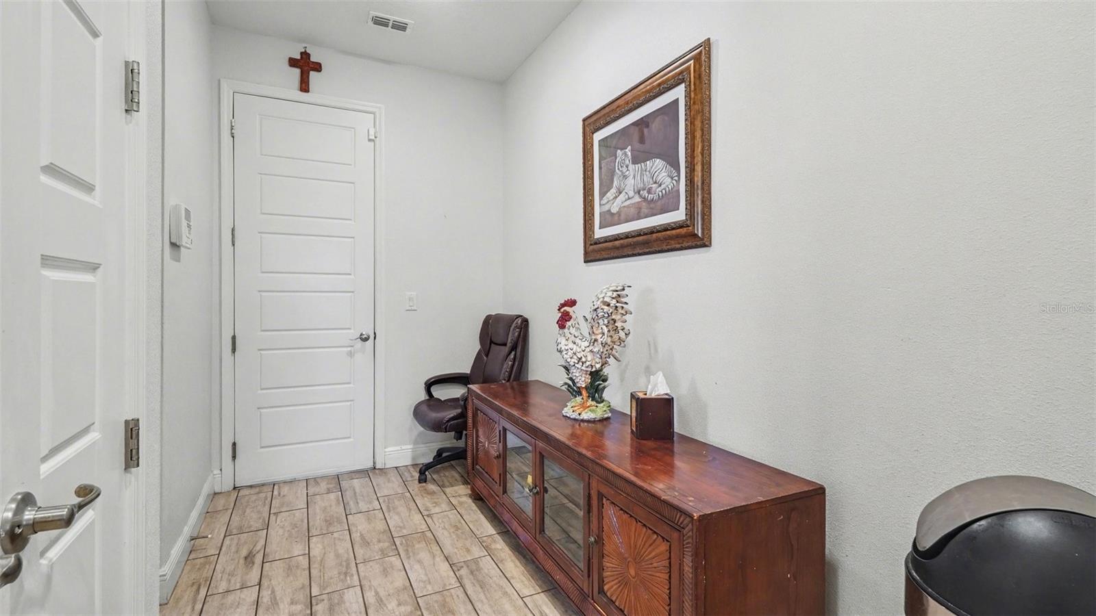 Image 16 of 26 For 8572 94th Circle