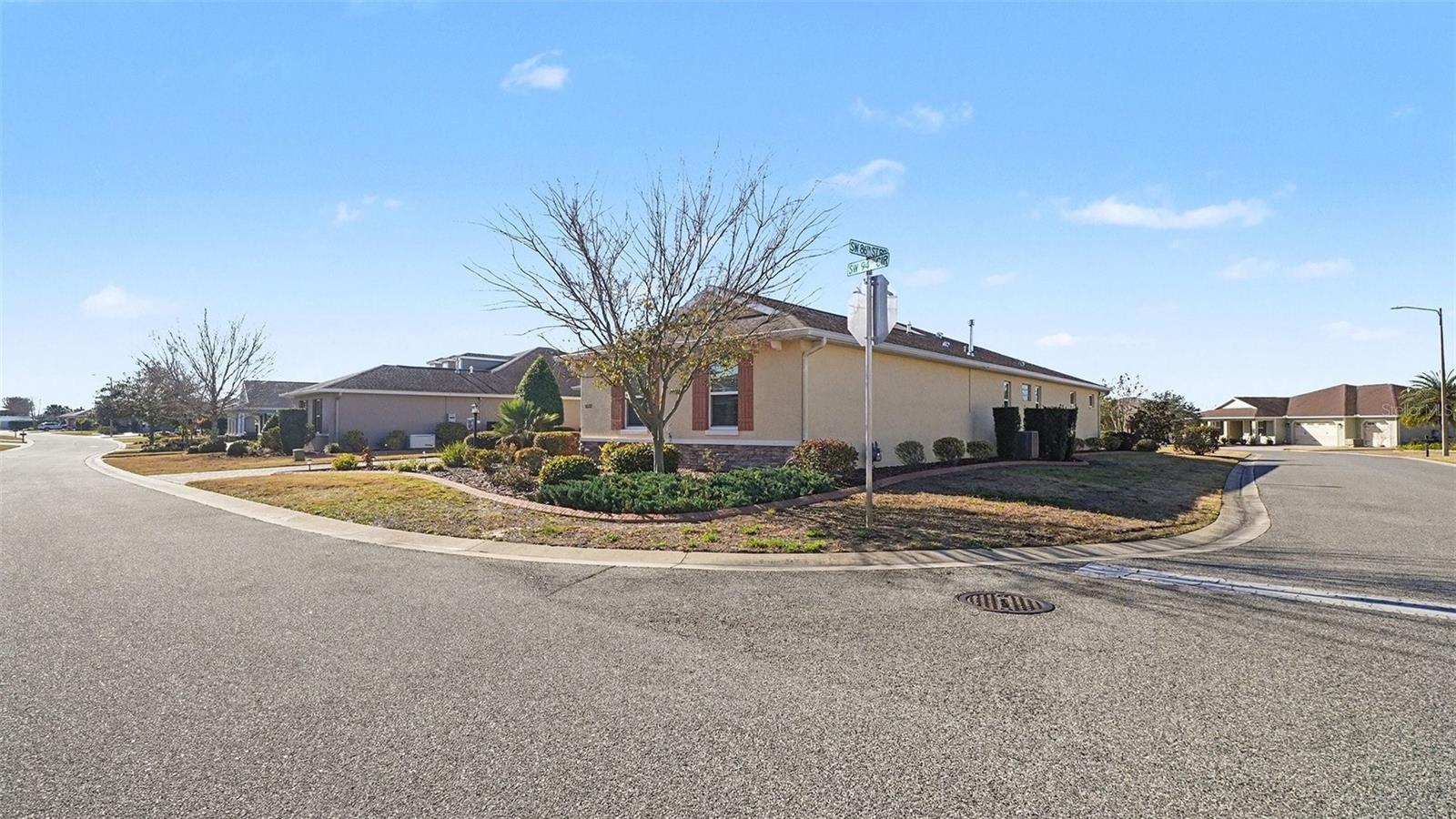 Image 3 of 26 For 8572 94th Circle