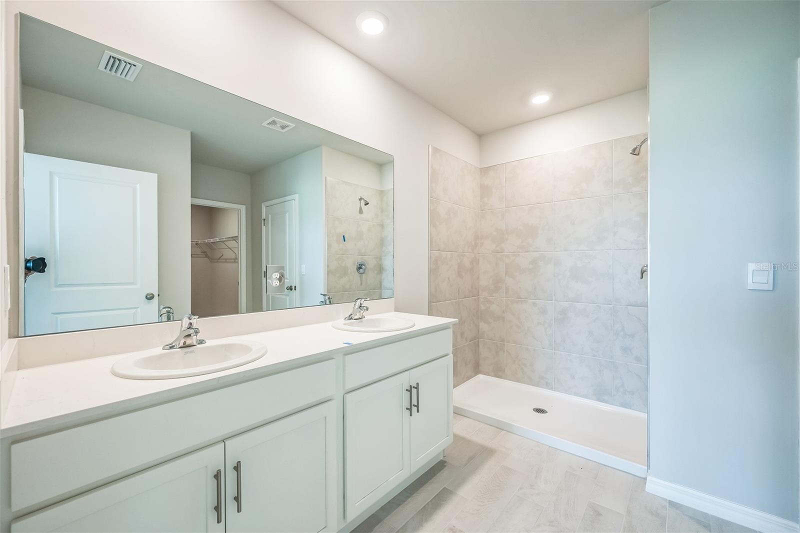 Image 14 of 27 For 16119 Coruna Court