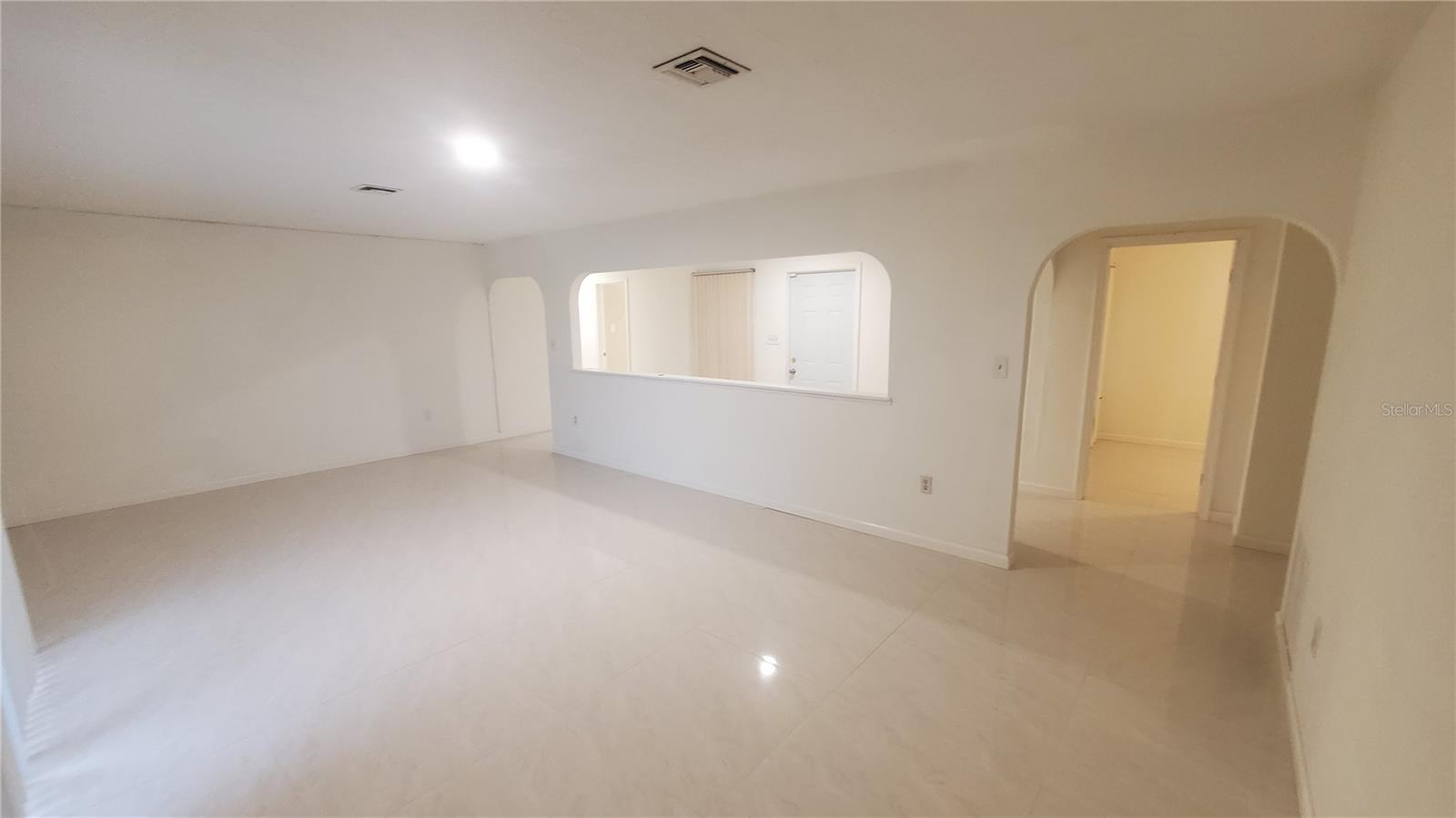 Image 14 of 39 For 23102 Maclellan Avenue