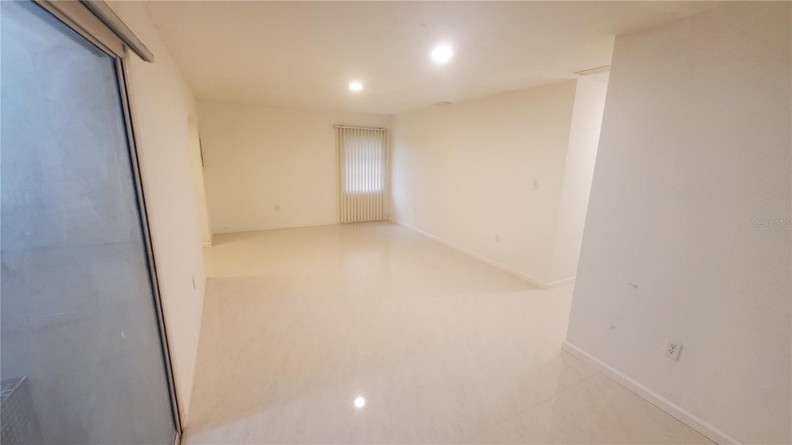 Image 38 of 39 For 23102 Maclellan Avenue