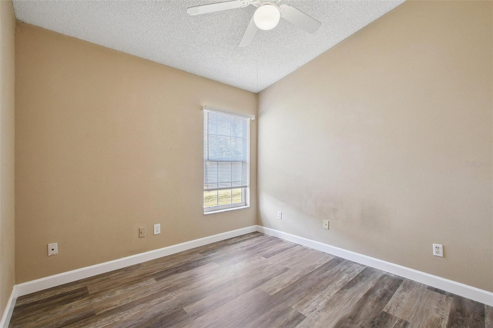 Image 19 of 26 For 2461 Sapier Court