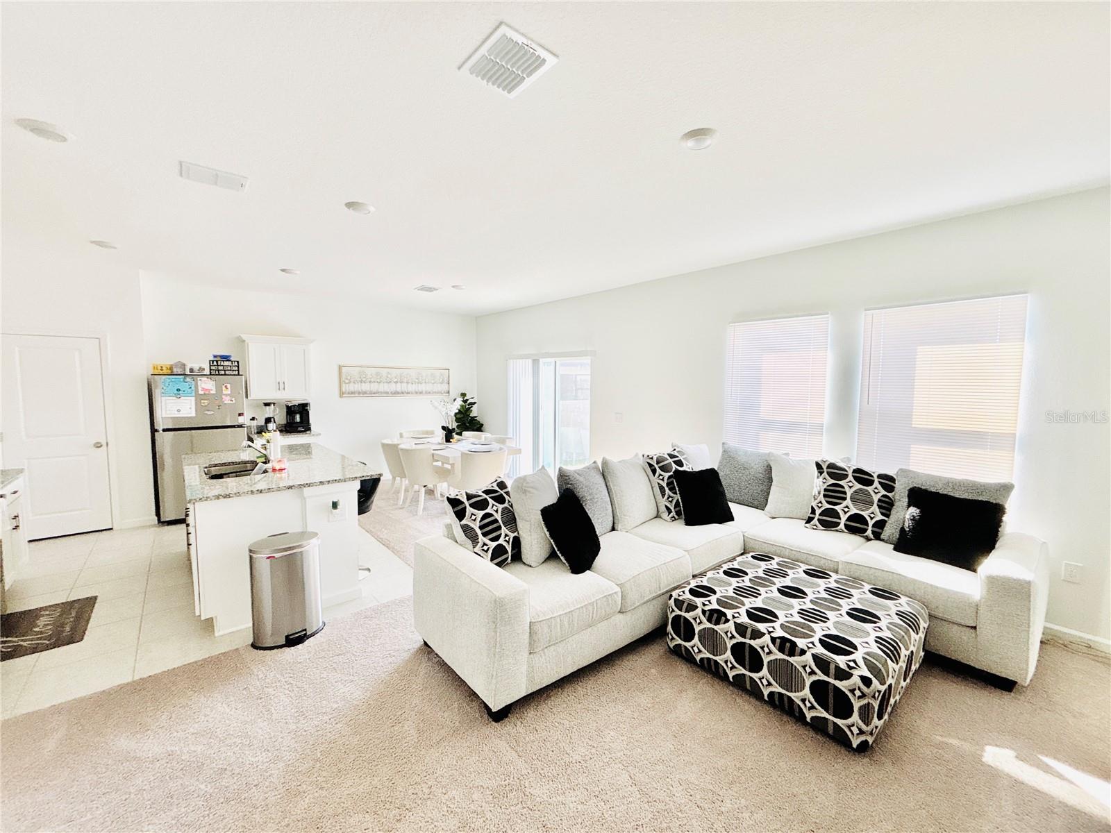 Image 2 of 14 For 2532 Peony Place