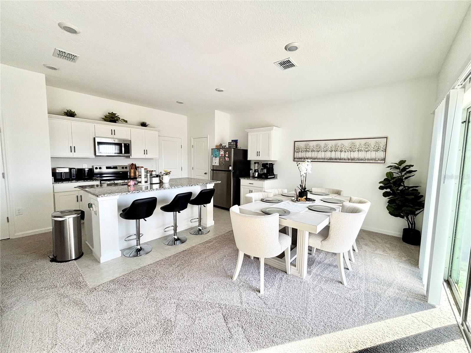 Image 3 of 14 For 2532 Peony Place