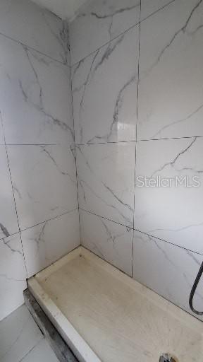 Image 19 of 38 For 1319 Hillcrest Drive