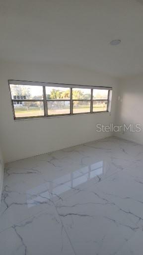 Image 20 of 38 For 1319 Hillcrest Drive