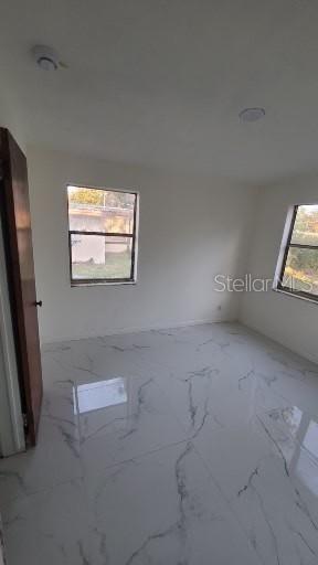 Image 23 of 38 For 1319 Hillcrest Drive