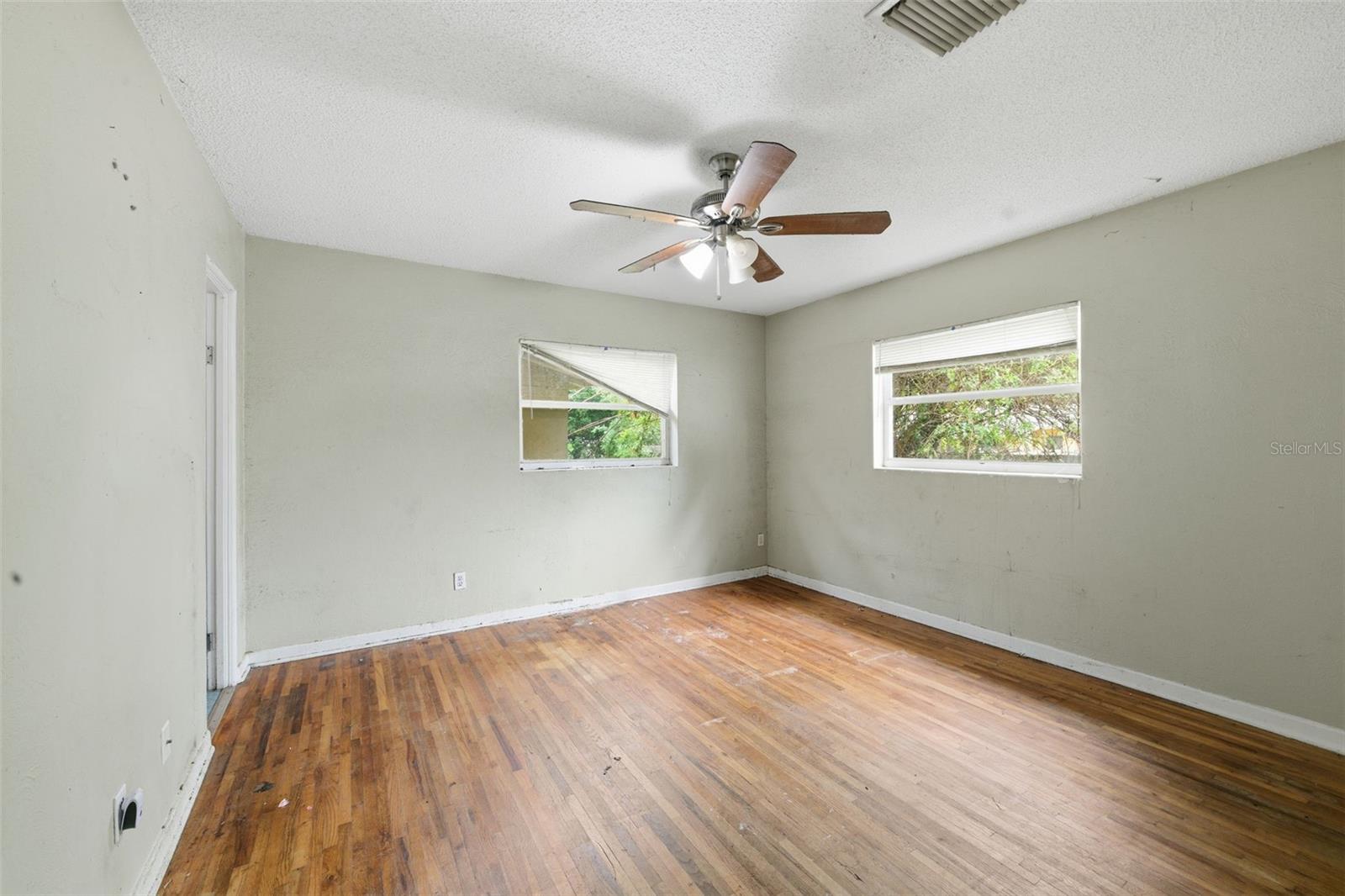 Image 14 of 21 For 4228 Sky Line Drive