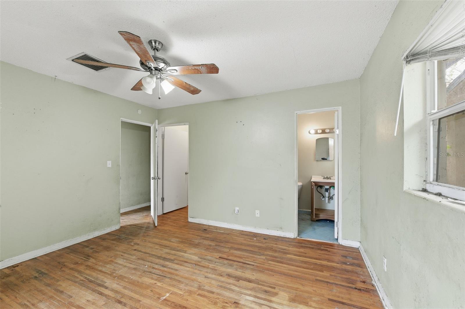 Image 15 of 21 For 4228 Sky Line Drive