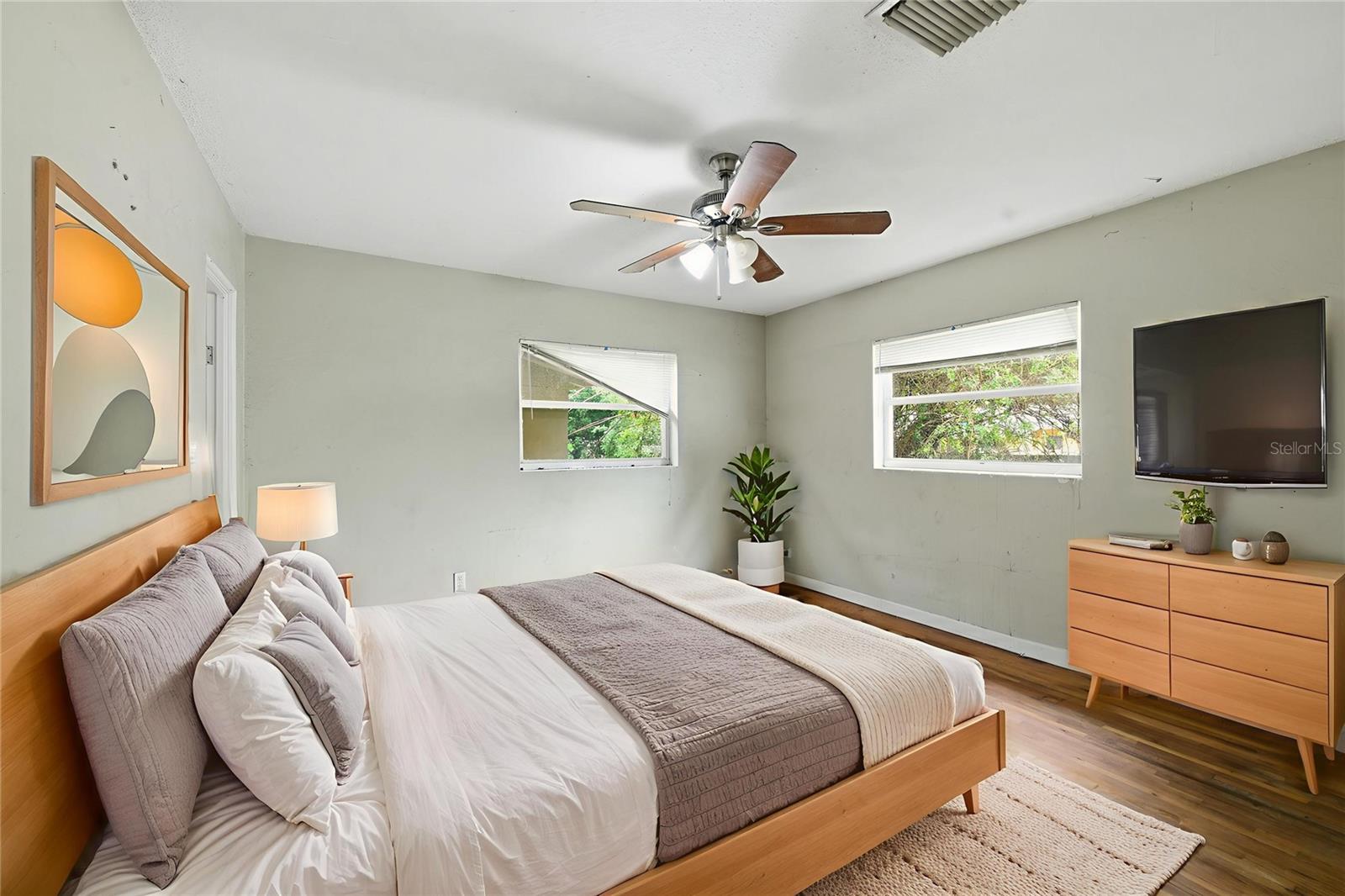 Image 8 of 21 For 4228 Sky Line Drive