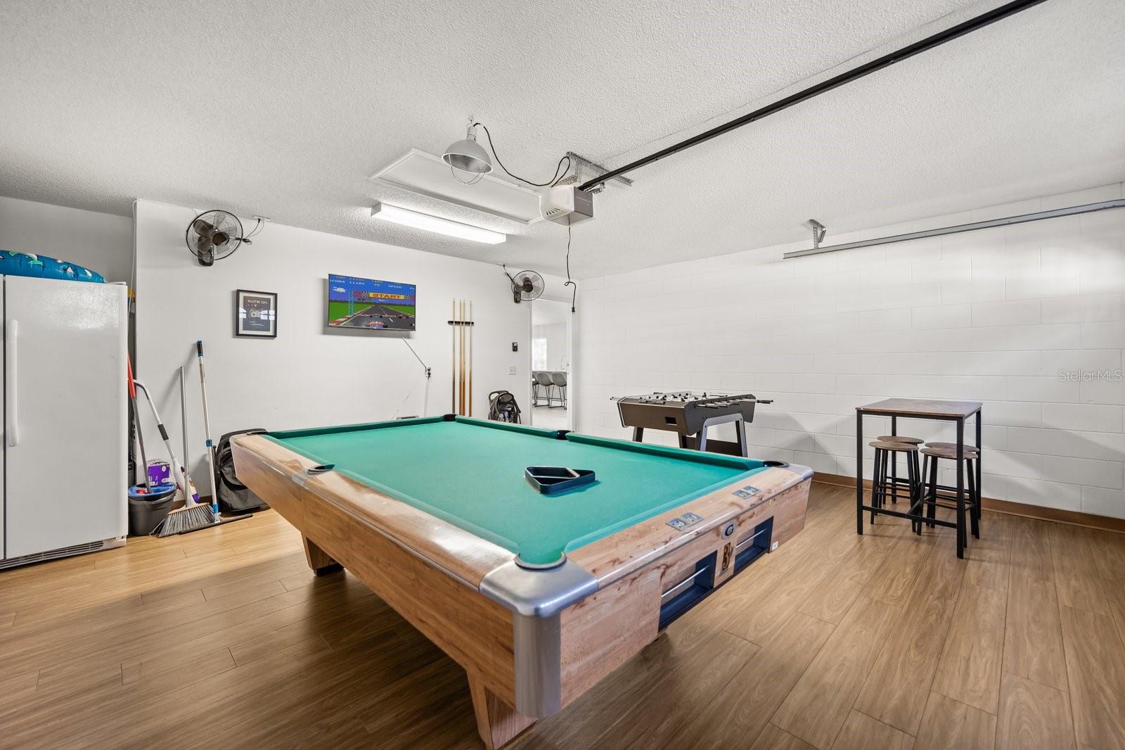 Image 13 of 34 For 4411 White Oak Circle