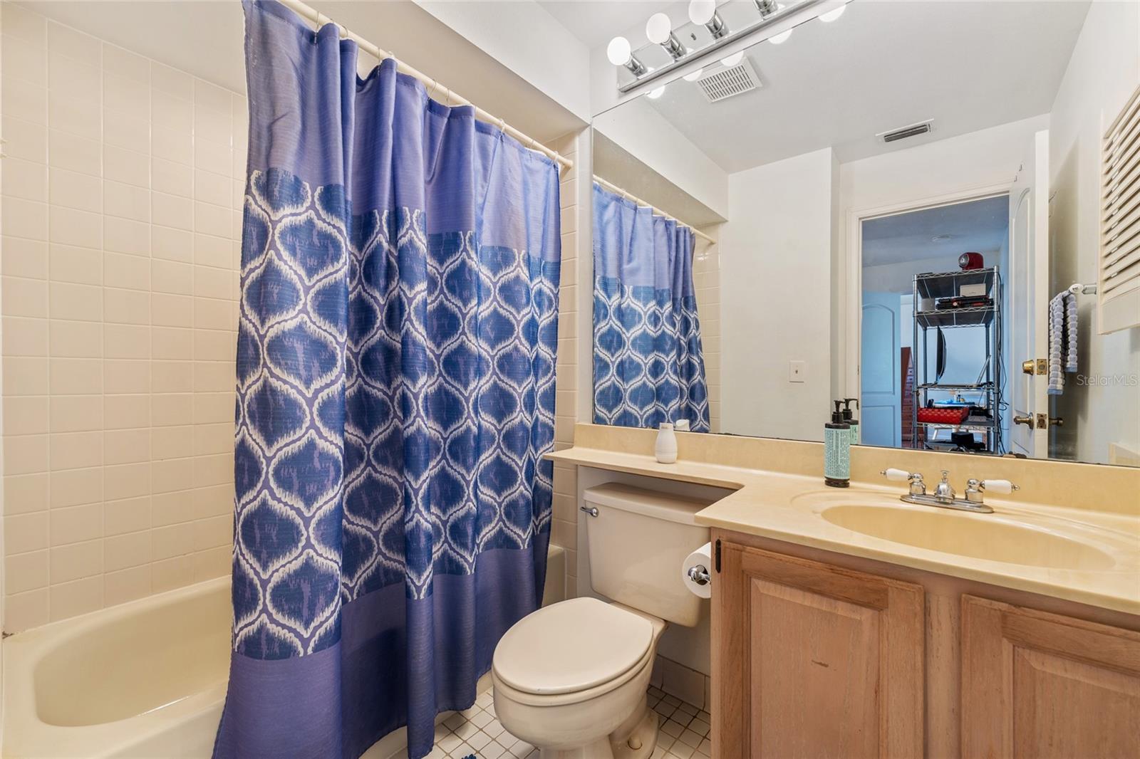 Image 16 of 29 For 11606 Peach Grove Lane