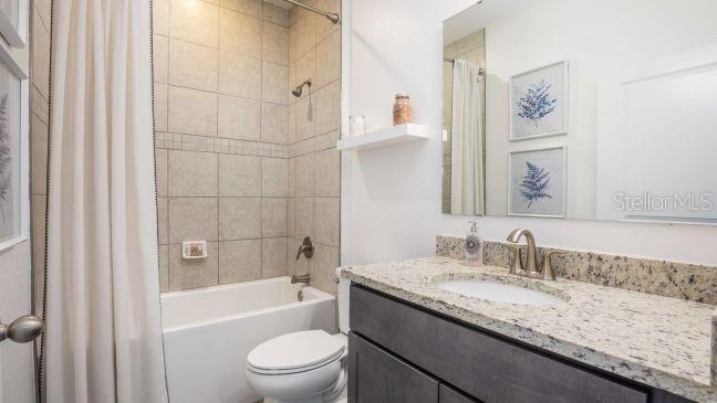 Listing photo id 14 for 6466 Chorus Drive