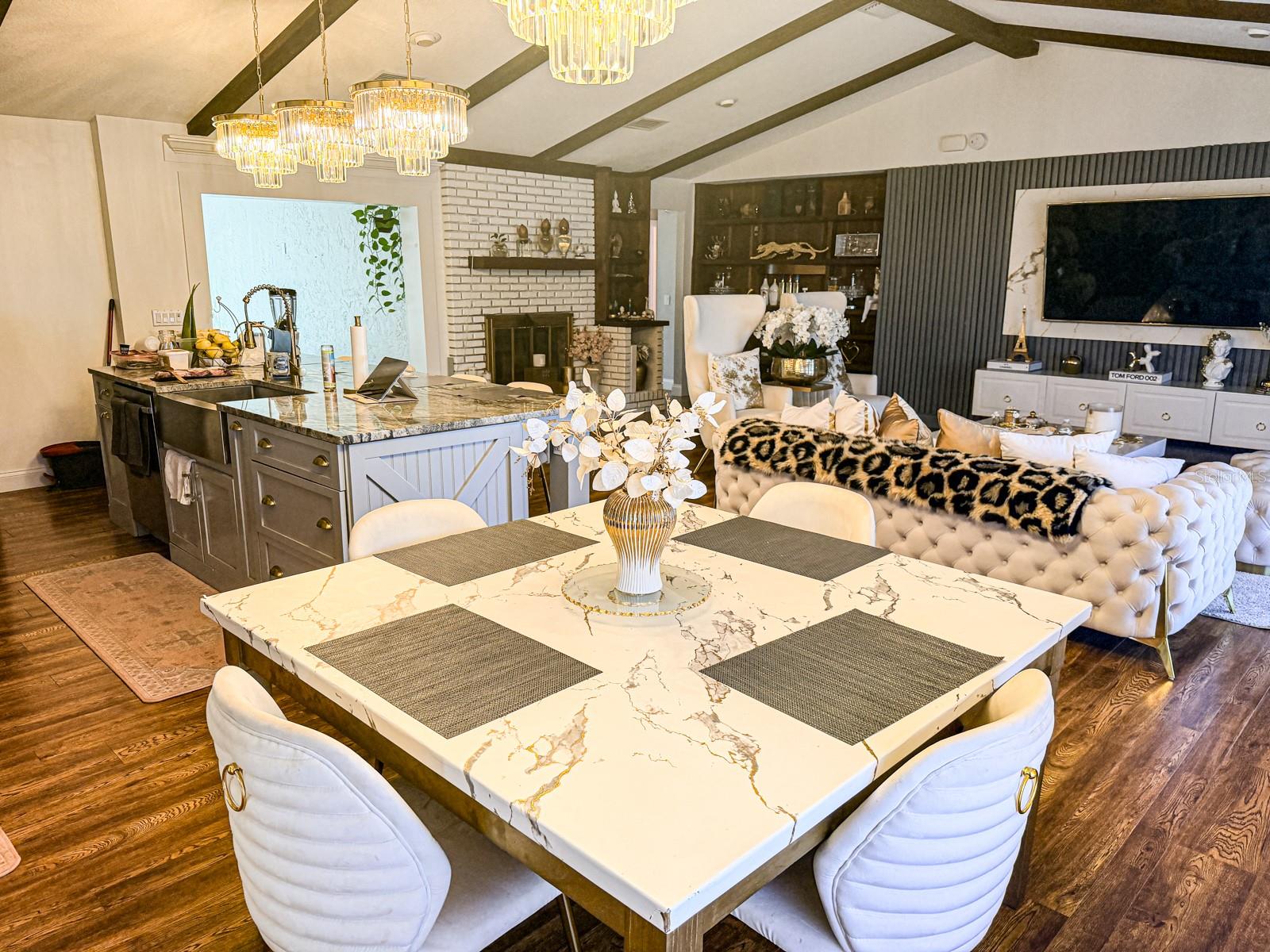 Image 14 of 26 For 2426 Gresham Drive