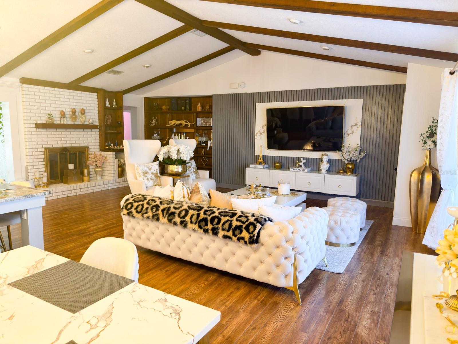 Image 5 of 26 For 2426 Gresham Drive