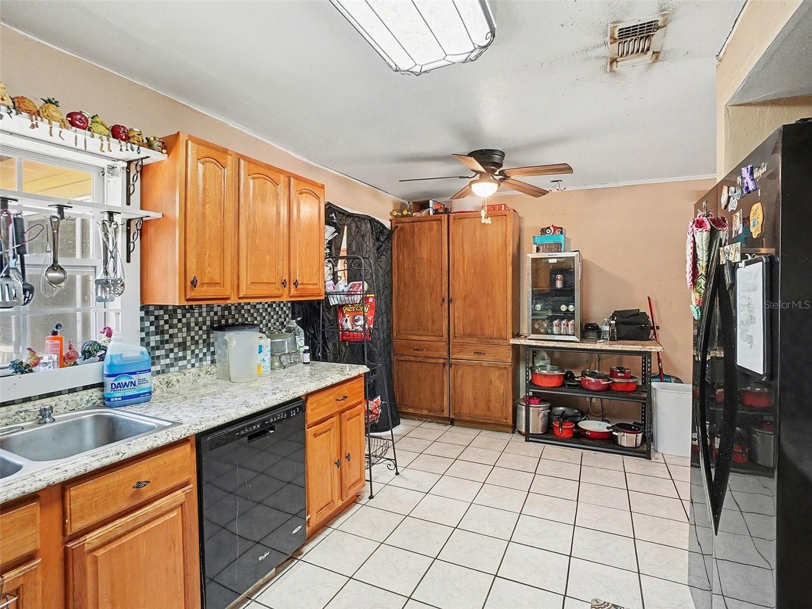 Image 10 of 26 For 3213 Chariot Place