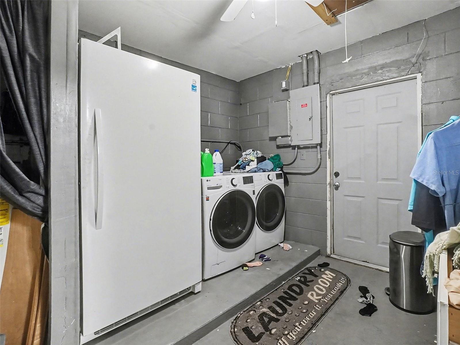 Image 22 of 26 For 3213 Chariot Place