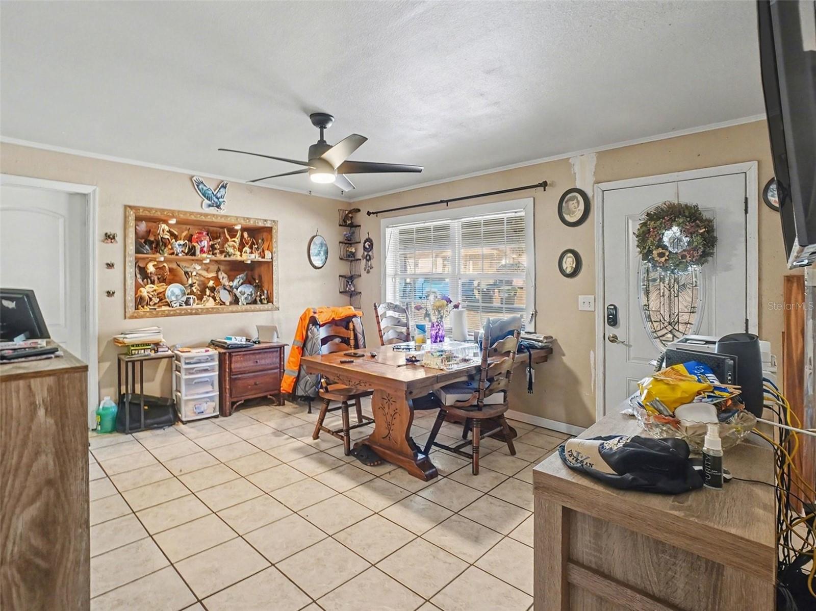 Image 4 of 26 For 3213 Chariot Place