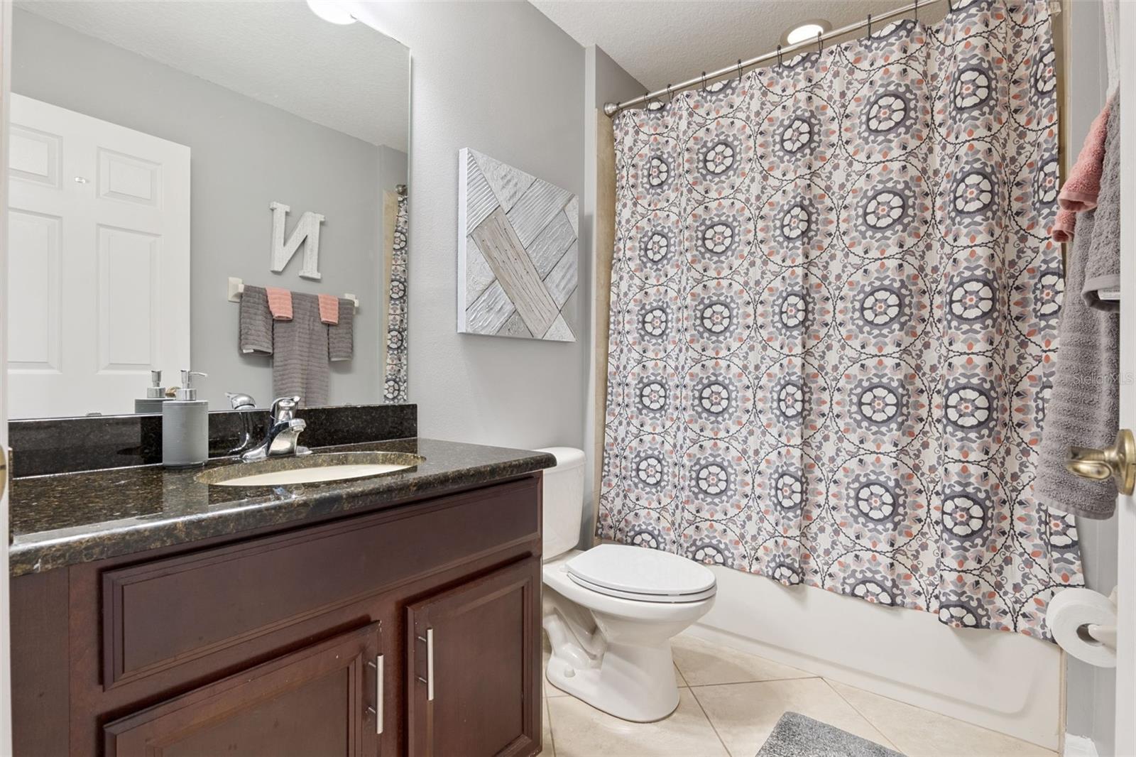 Image 15 of 30 For 5628 Siracusa Lane