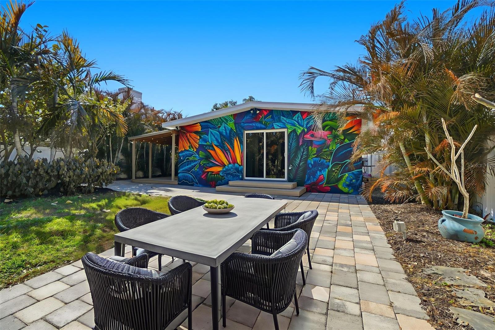 Image 19 of 34 For 1605 Florinda Drive