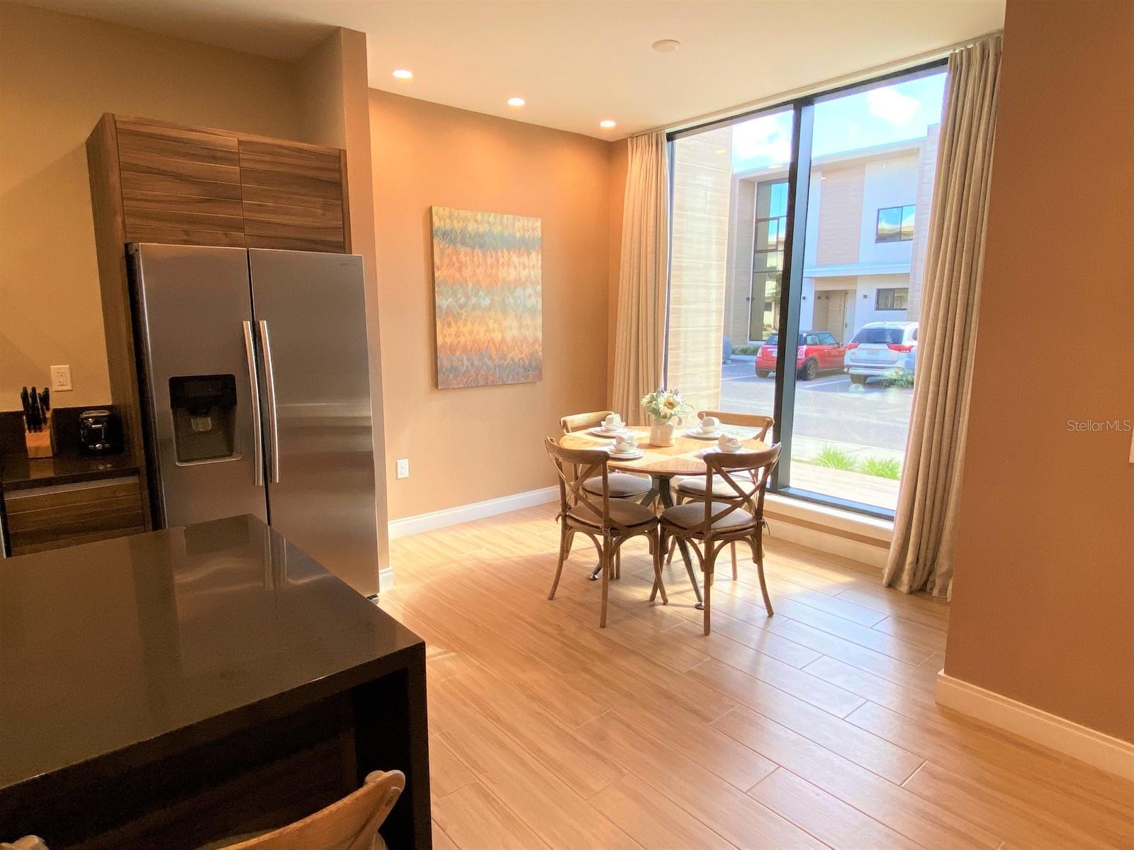 Image 10 of 41 For 7582 Brooklyn Drive