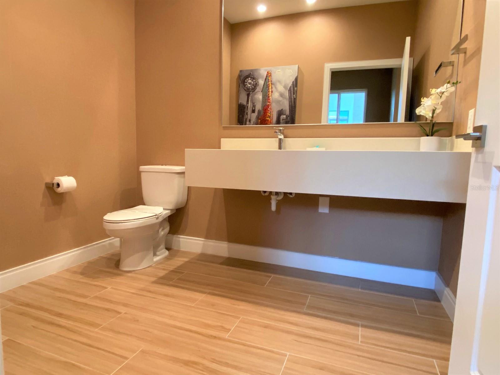 Image 12 of 41 For 7582 Brooklyn Drive