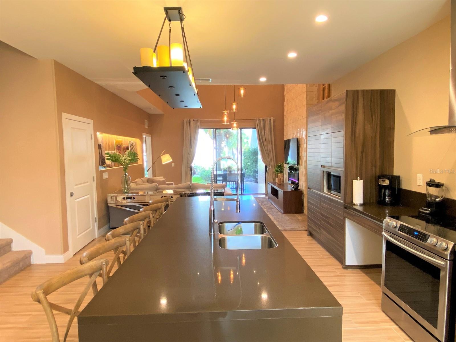 Image 18 of 41 For 7582 Brooklyn Drive