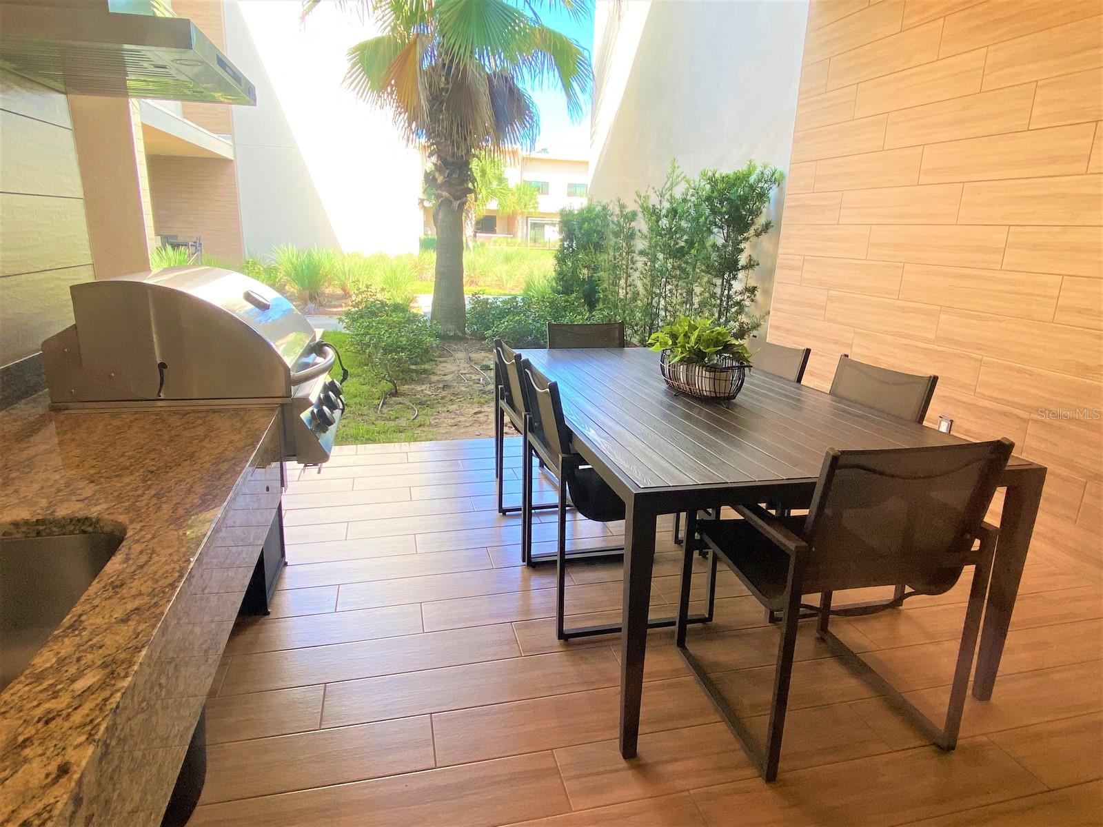 Image 19 of 41 For 7582 Brooklyn Drive