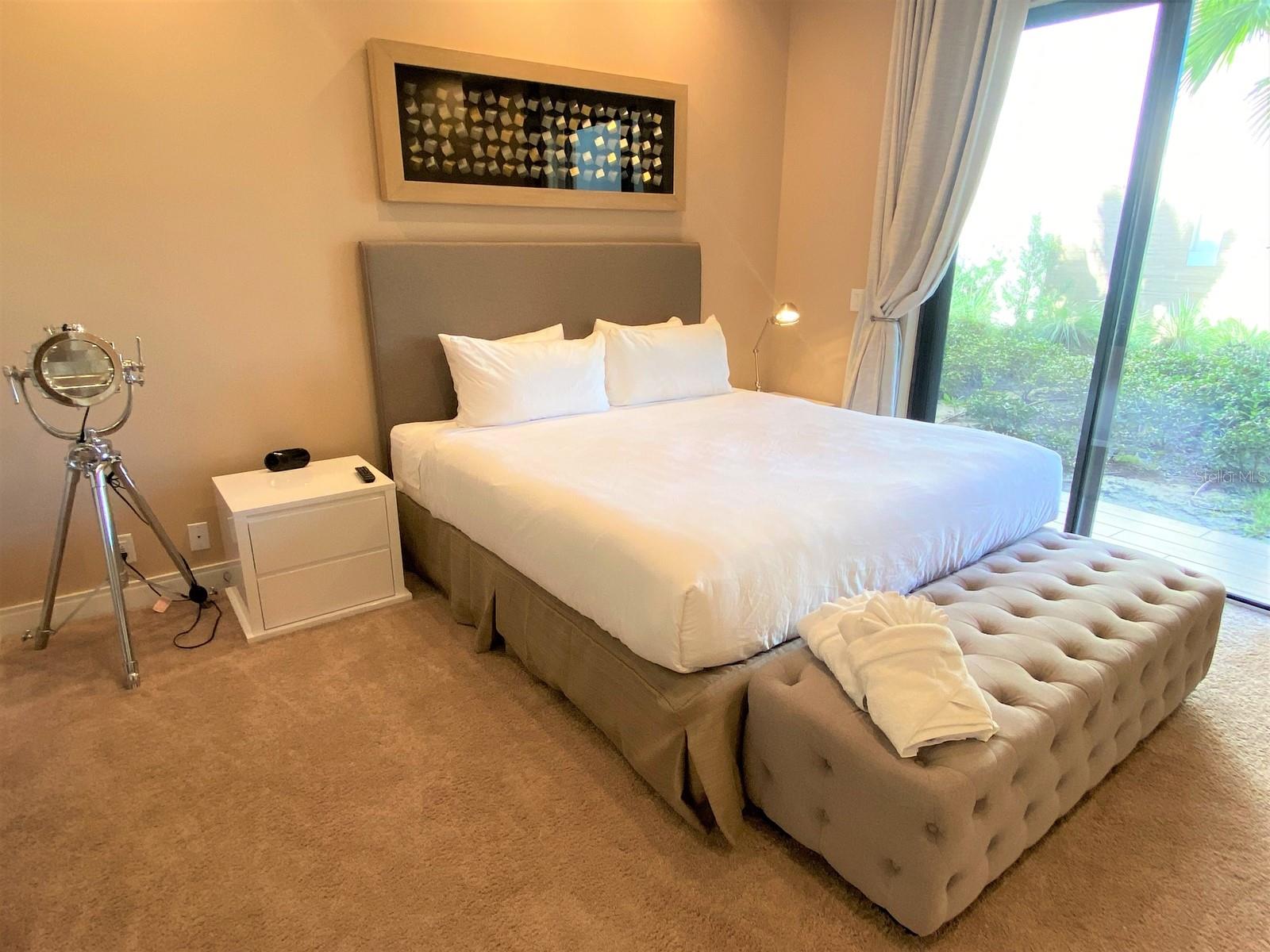 Image 20 of 41 For 7582 Brooklyn Drive