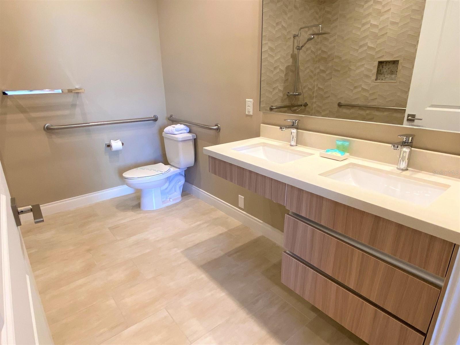 Image 22 of 41 For 7582 Brooklyn Drive