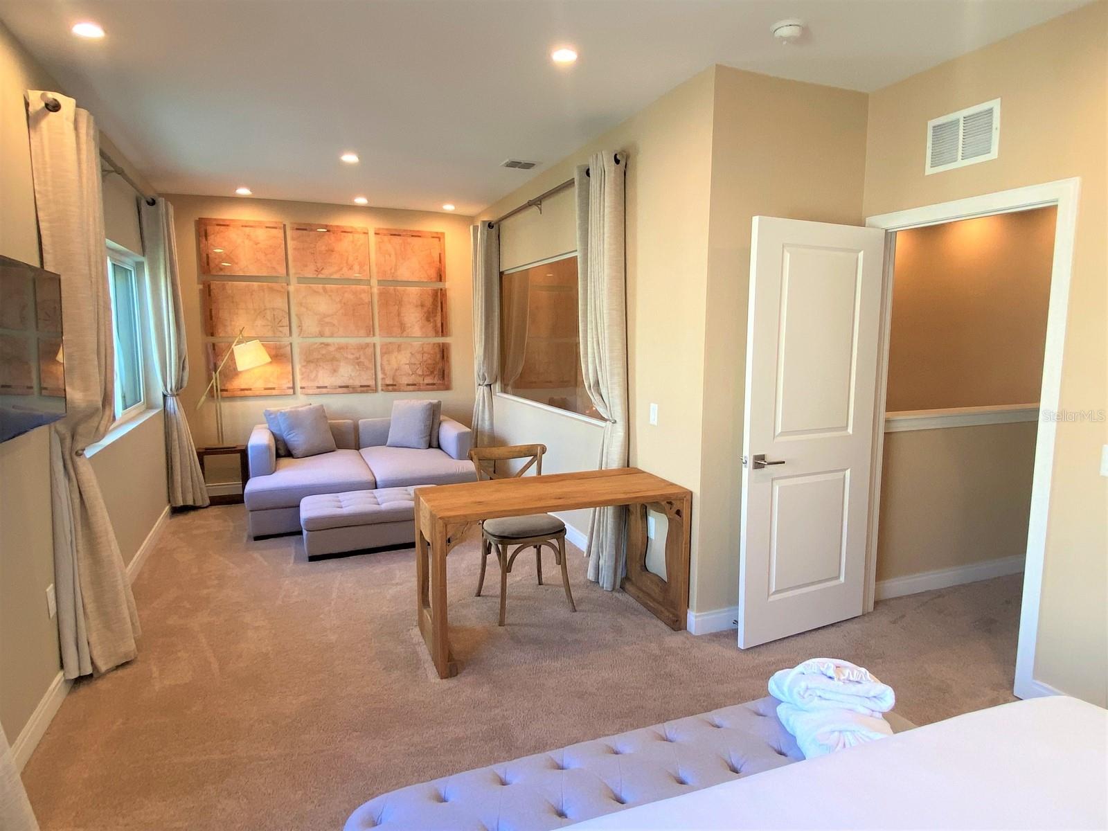 Image 27 of 41 For 7582 Brooklyn Drive