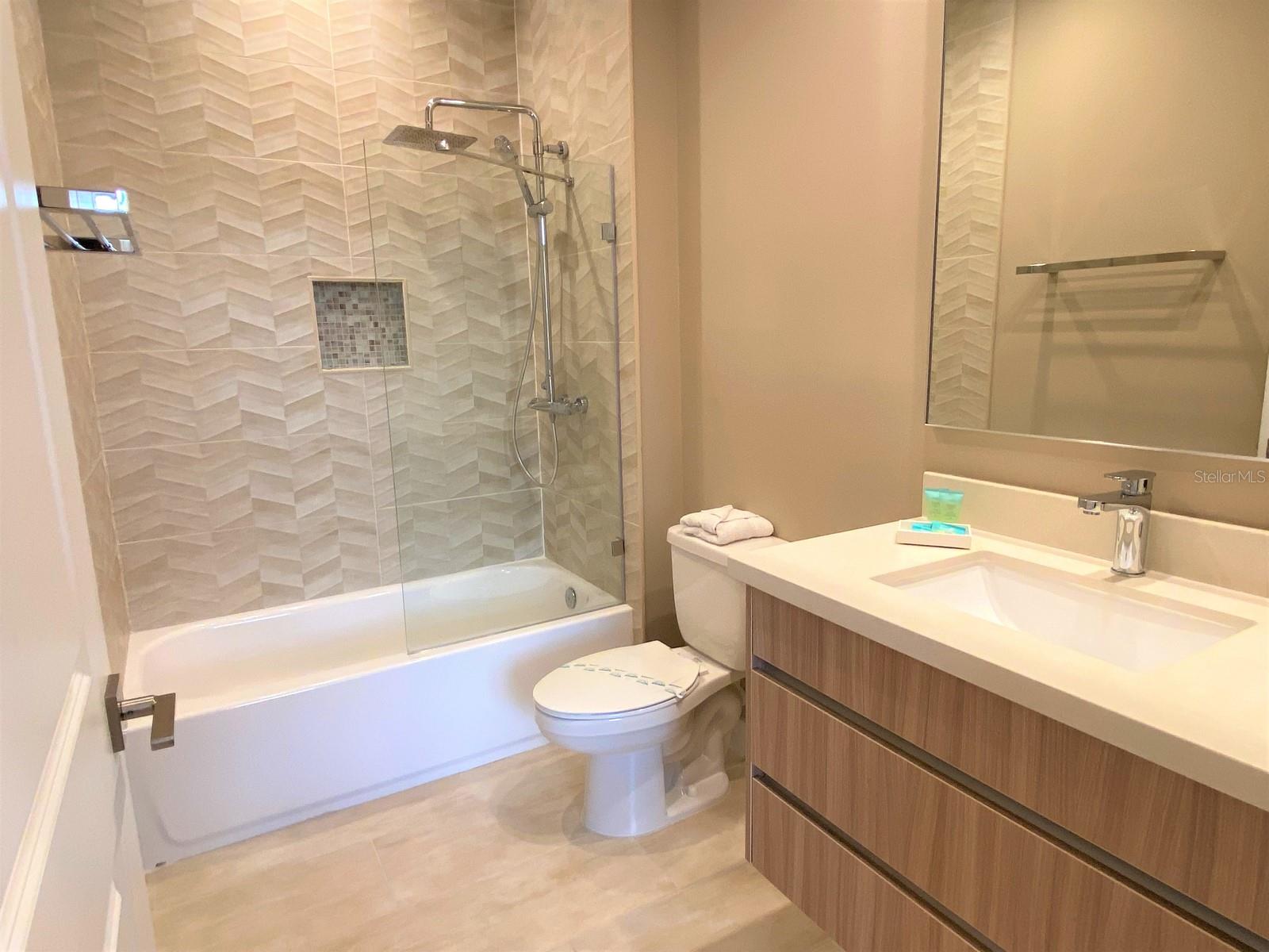 Image 33 of 41 For 7582 Brooklyn Drive