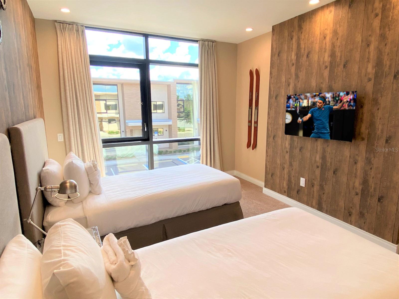 Image 34 of 41 For 7582 Brooklyn Drive