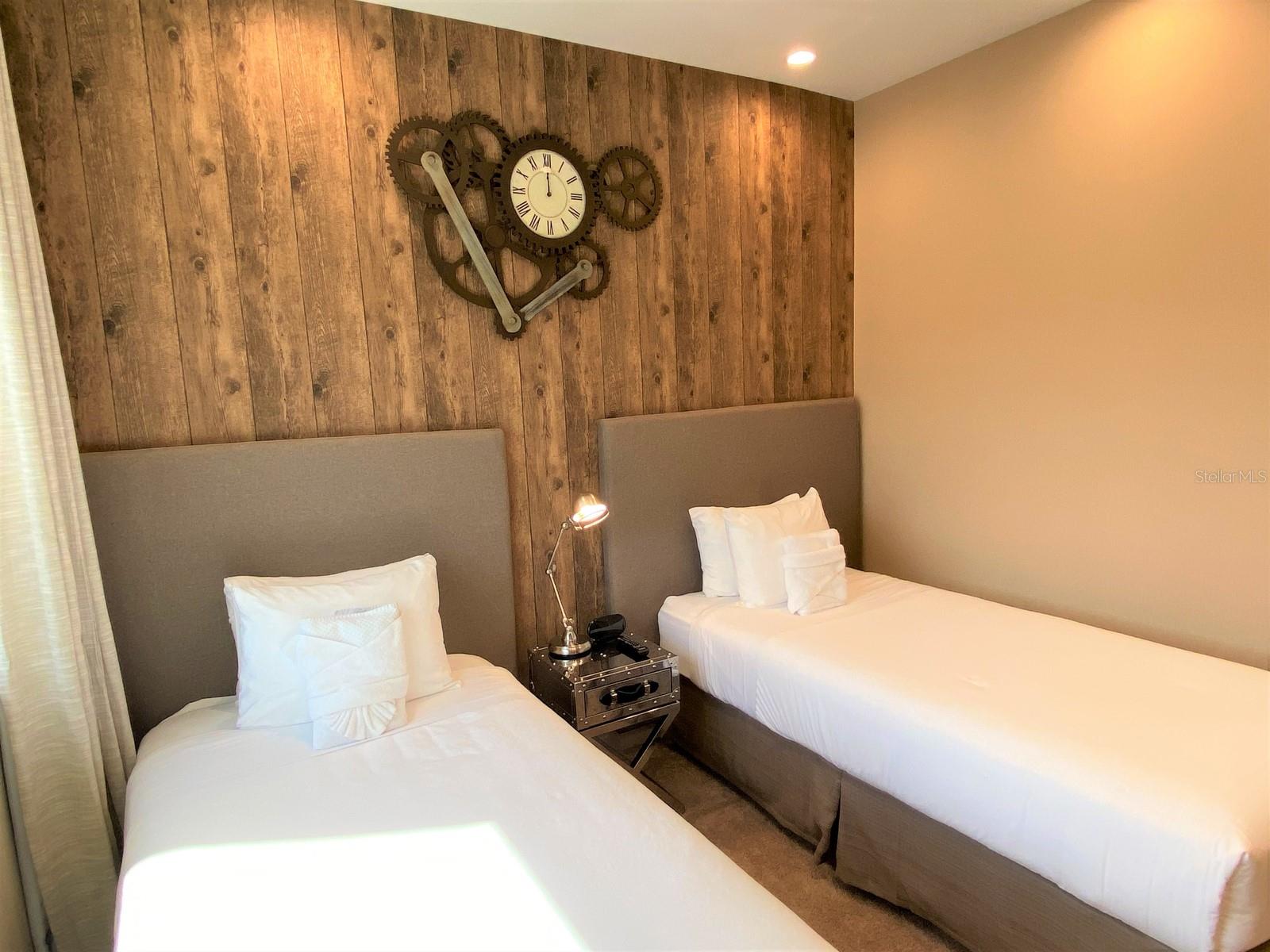 Image 38 of 41 For 7582 Brooklyn Drive