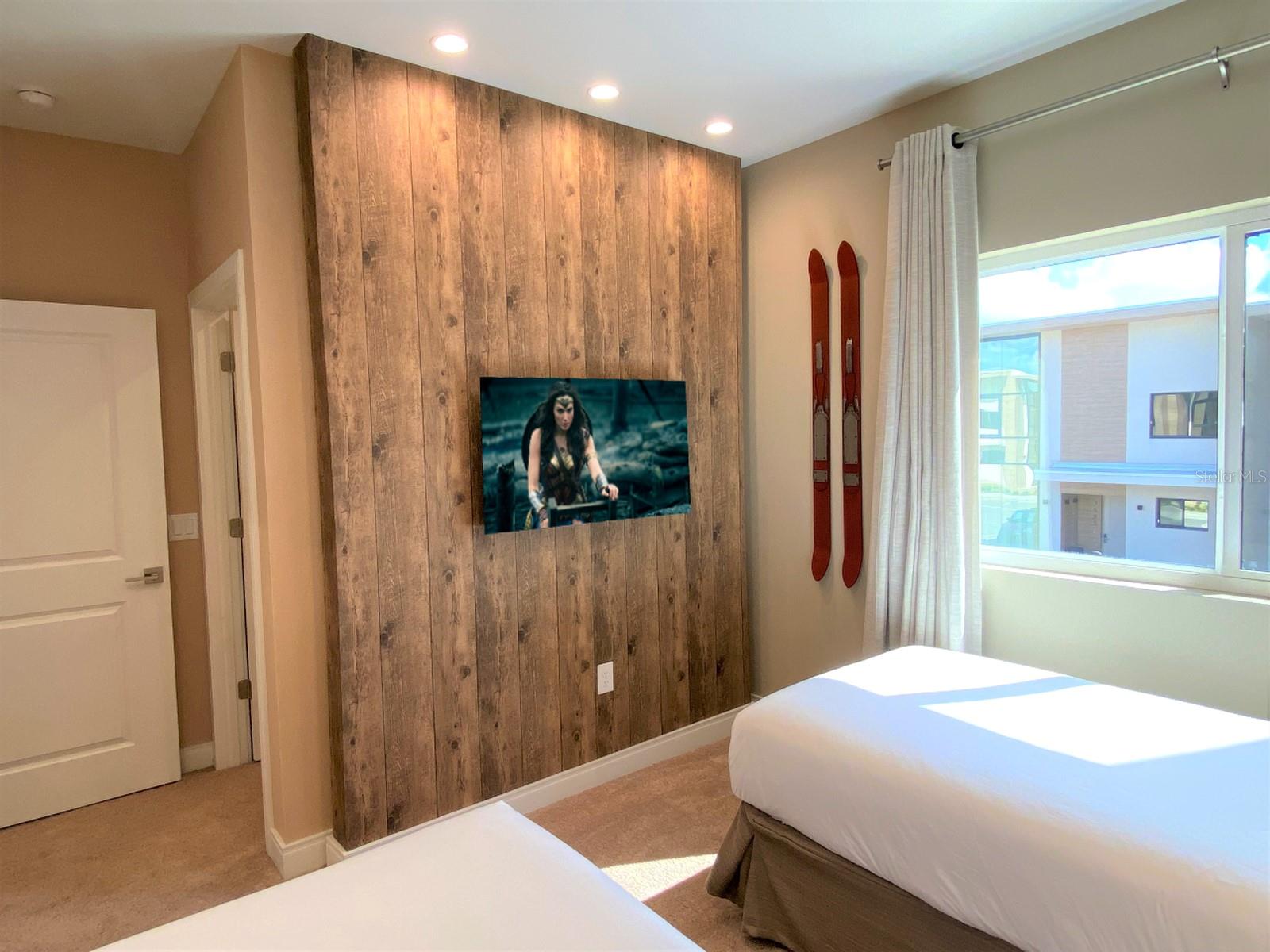 Image 39 of 41 For 7582 Brooklyn Drive