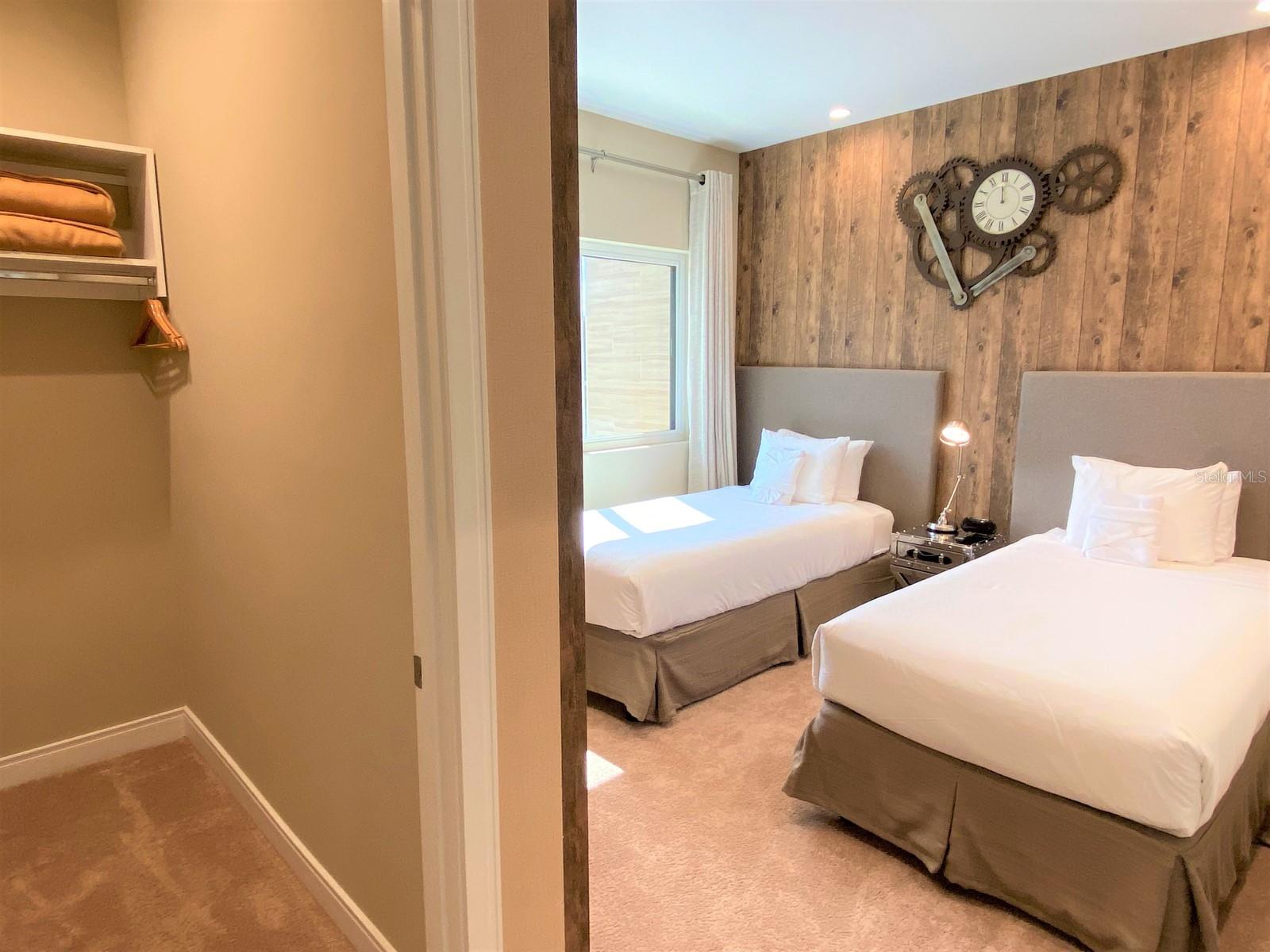 Image 40 of 41 For 7582 Brooklyn Drive