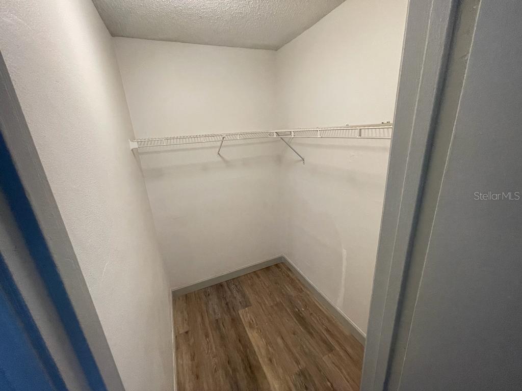 Image 19 of 37 For 6082 Westgate Drive 101